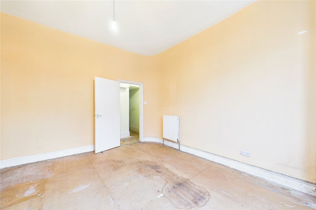 Property photo 3 of 10 Picture No. 03