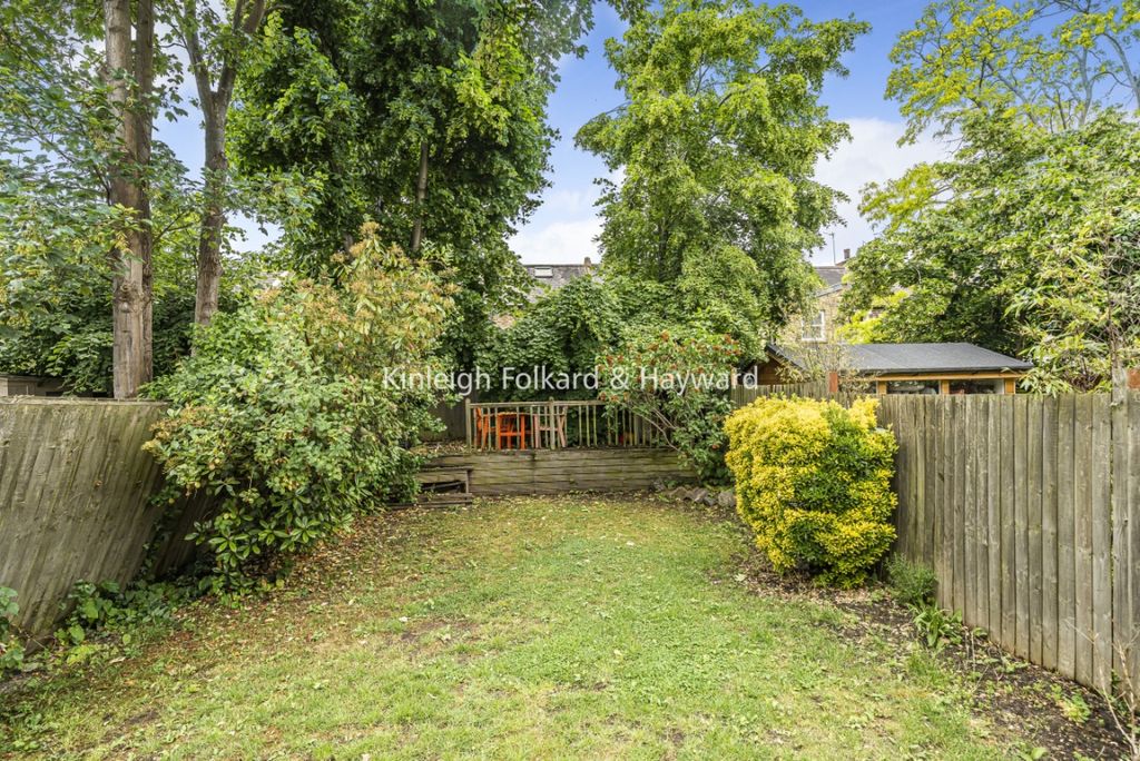 Property photo 2 of 22 7293539E-6E58-41d9-A