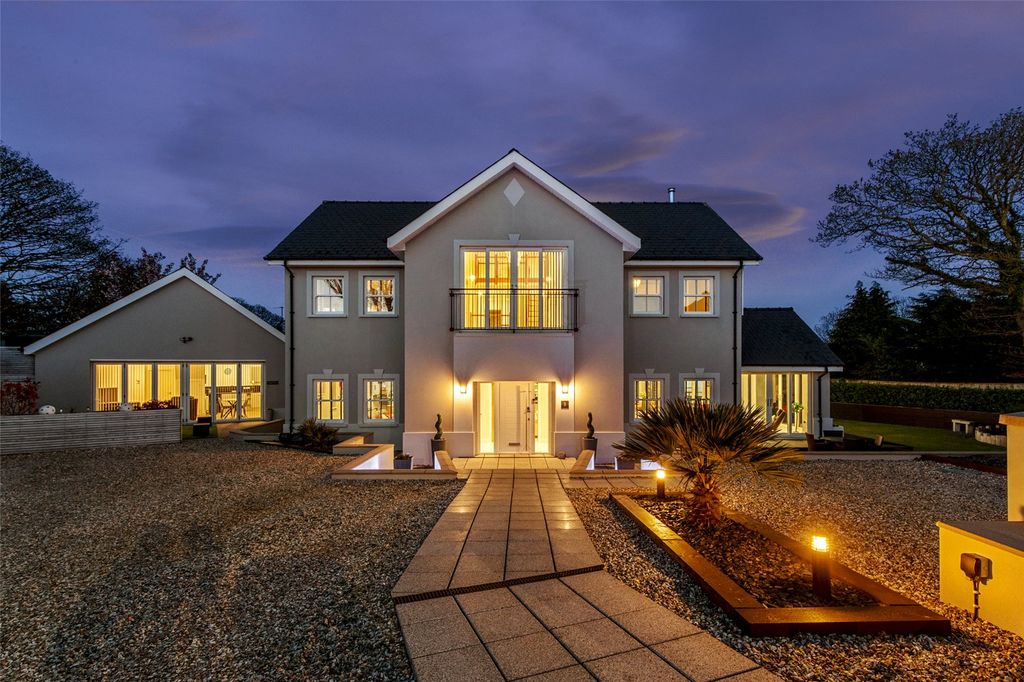 Property photo 1 of 64 Picture No. 09