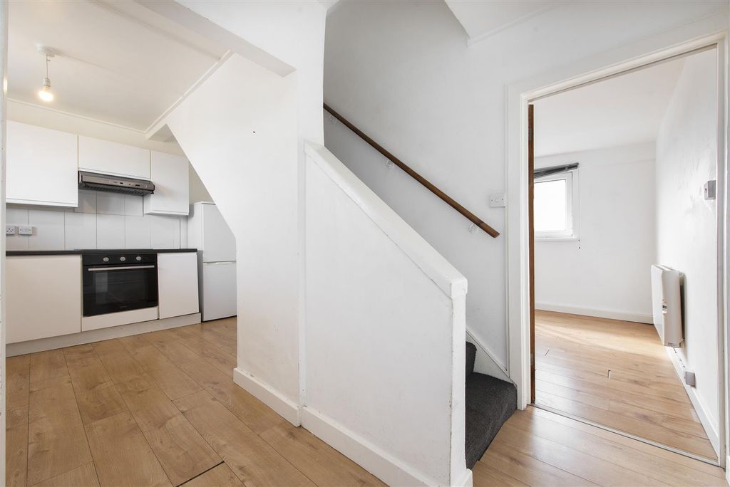 Property photo 3 of 15 54188 Hi Res (1).Jpg