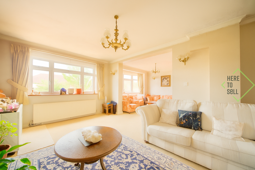 Property photo 3 of 17 Morton Way N14