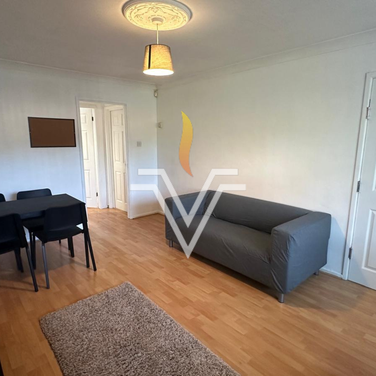 Property photo 2 of 42