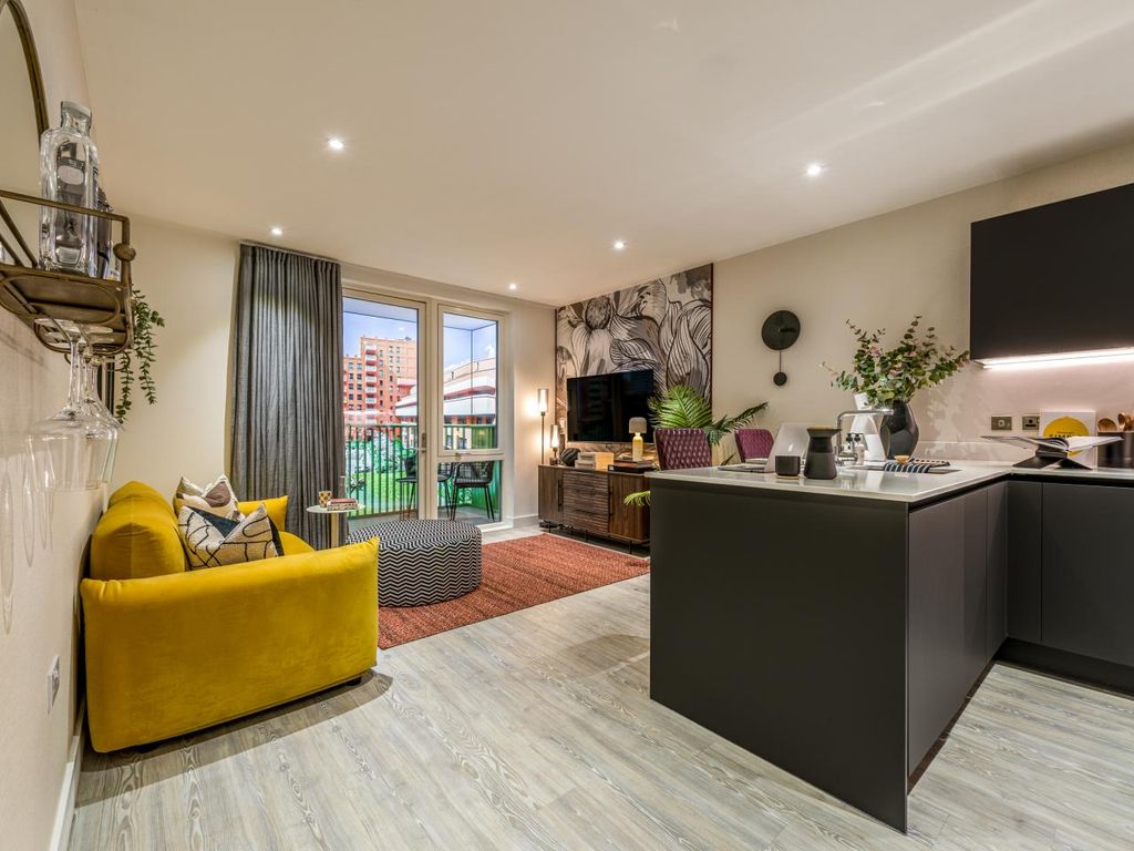 Property photo 3 of 9 Dagenham Green, Show Home, Living Space