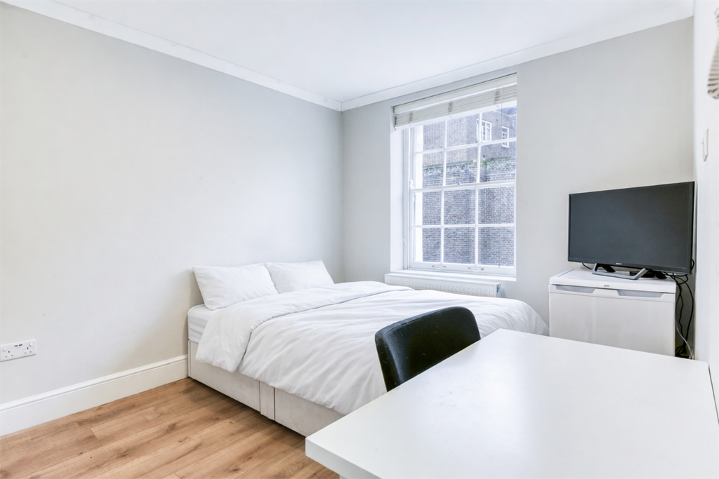 Property photo 1 of 4 (Main)