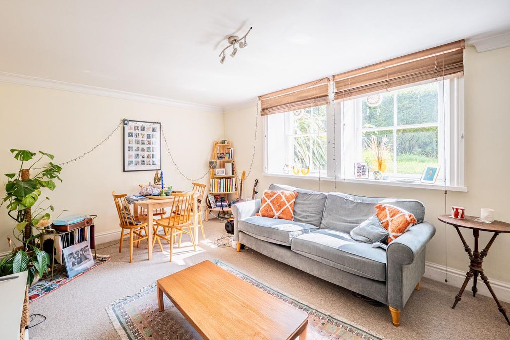 Property photo 3 of 23 Flat 1, 7 Mount Beacon Ba1 5Qp-11_Edit.Jpg