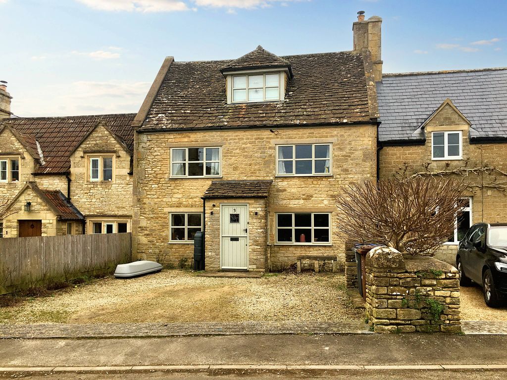 Property photo 1 of 17
