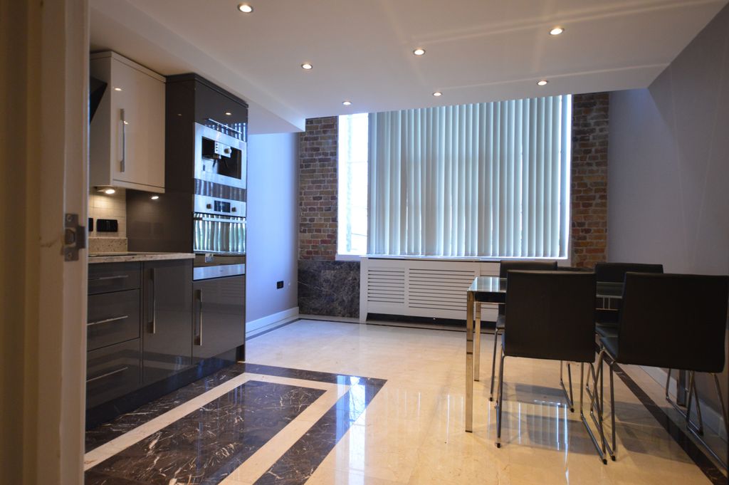 Property photo 1 of 7 2 Bedroom Duplex Apartment To Rent