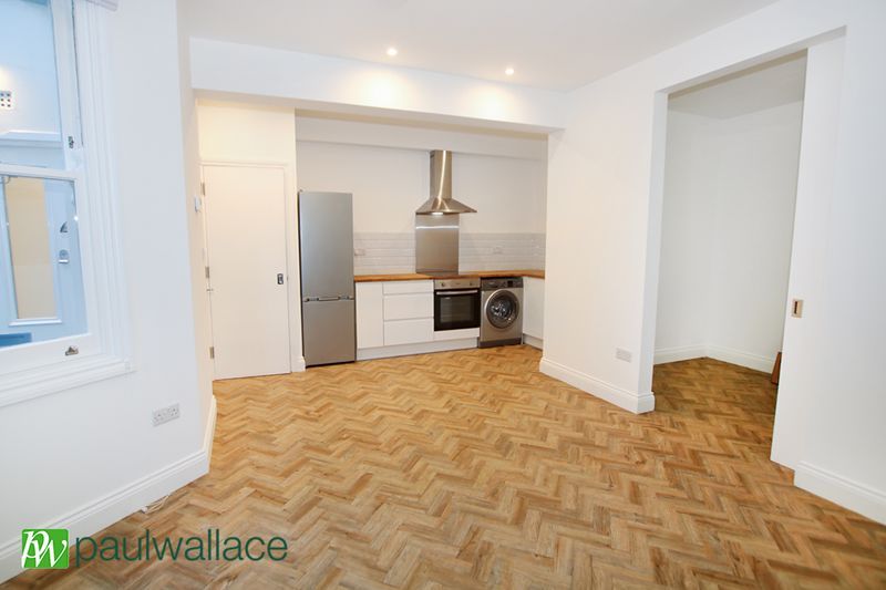 Property photo 2 of 7 Photo 5