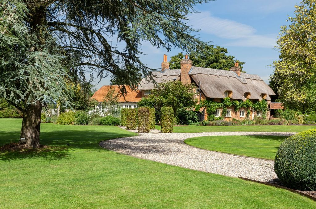 Property photo 1 of 18 Picture No. 02