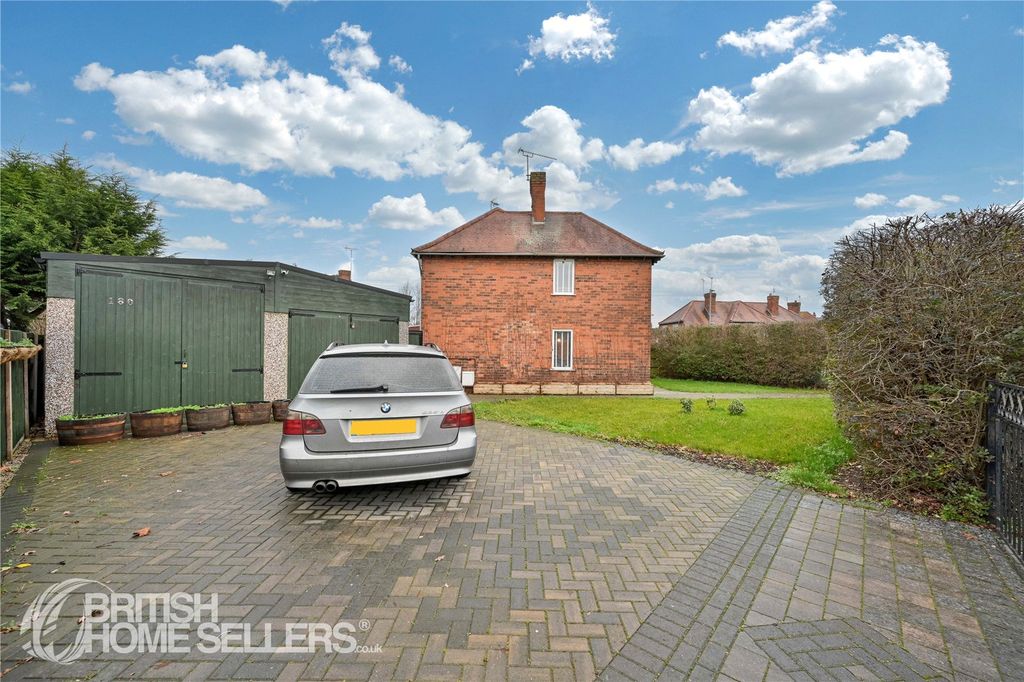 Property photo 2 of 17 Picture No. 27