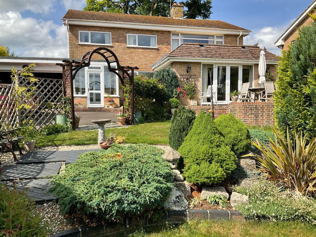Property photo 1 of 35
