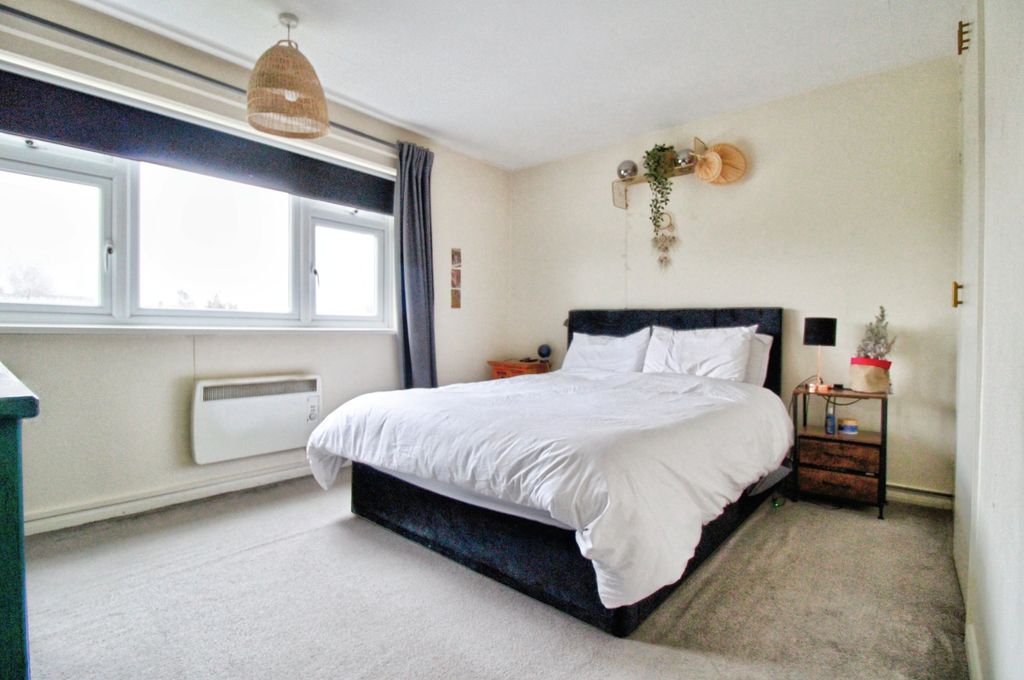 Property photo 3 of 16 13