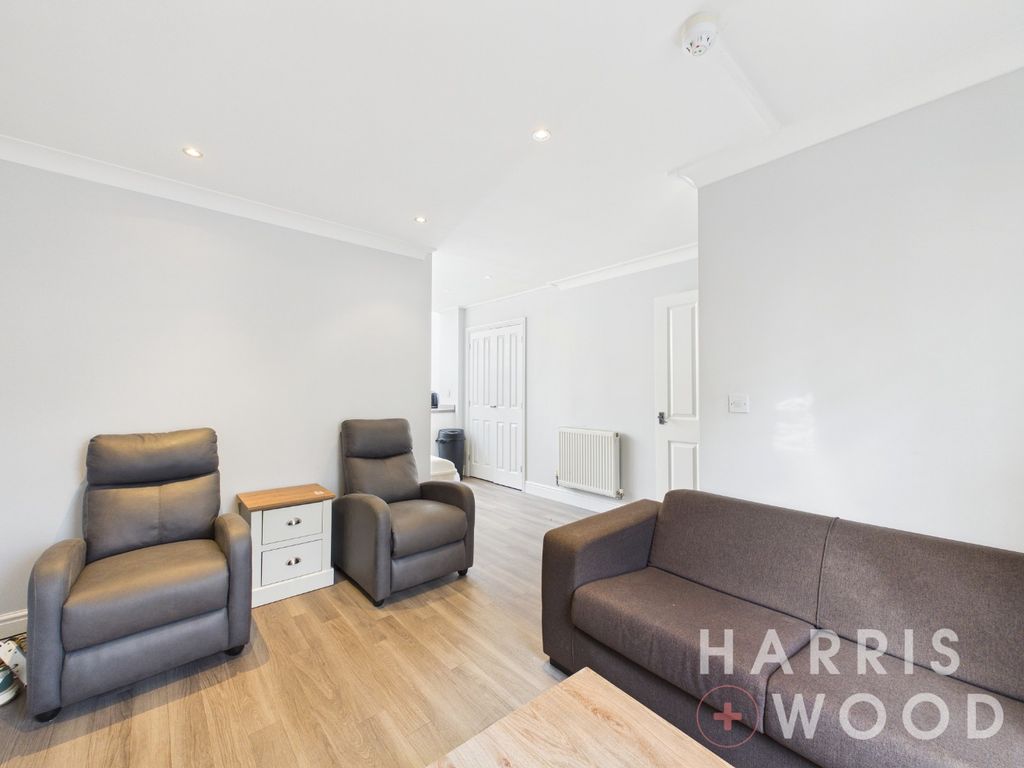 Property photo 3 of 24 5360263