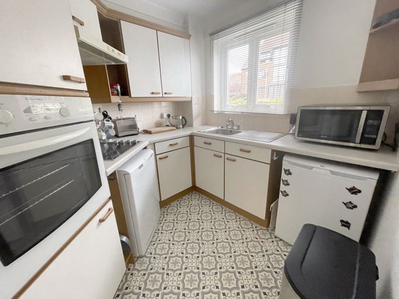 Property photo 2 of 12 Photo 6