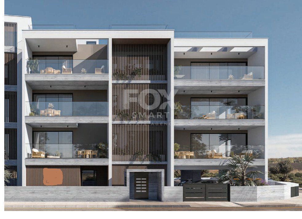 Property photo 1 of 11 Top-Floor 2-Bedroom Residence With Private Roof Garden