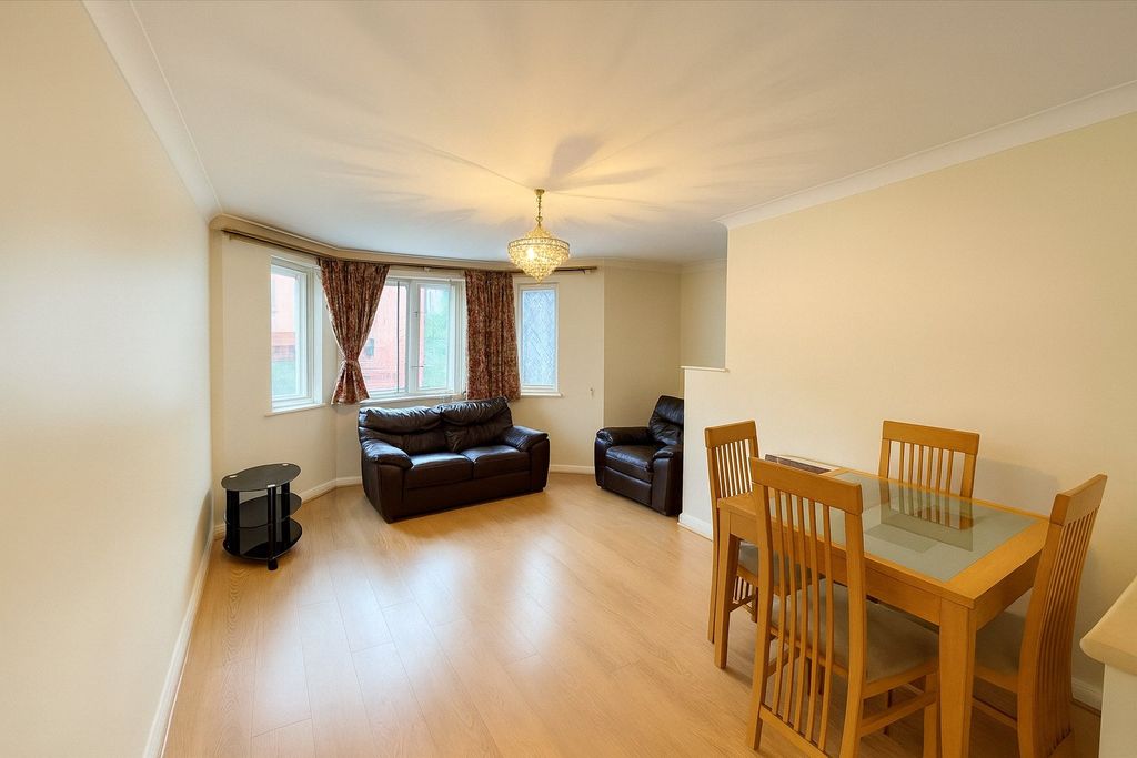 Property photo 2 of 6 Living Area