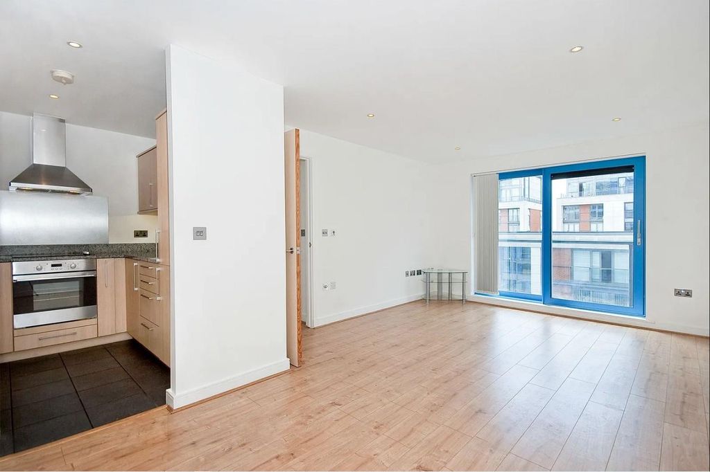 Property photo 2 of 11 1.Jpg