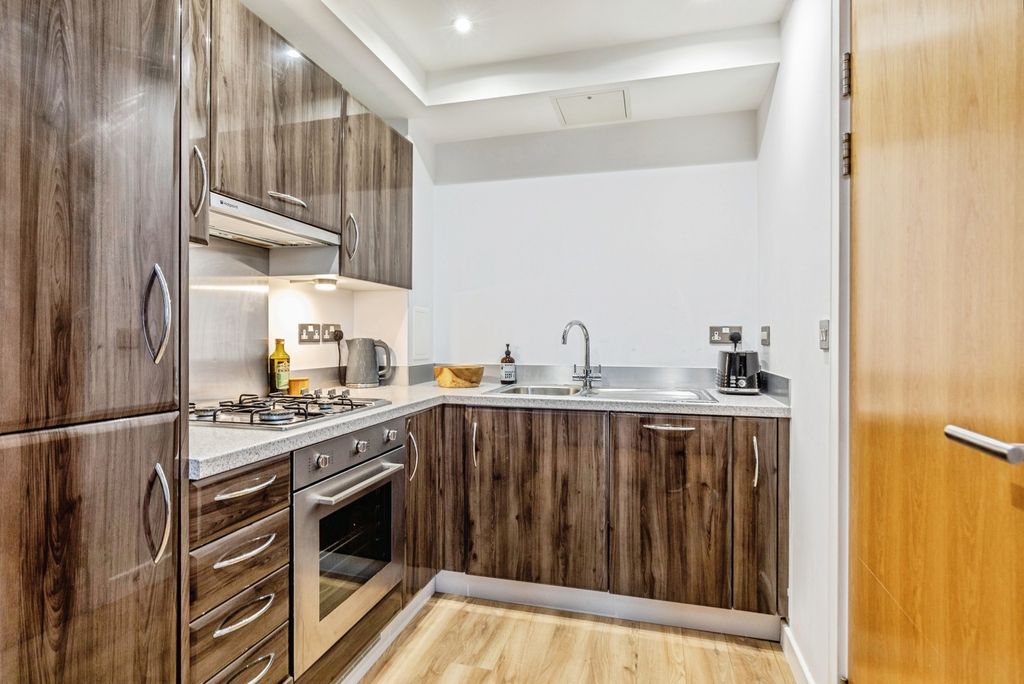 Property photo 3 of 15 Photo