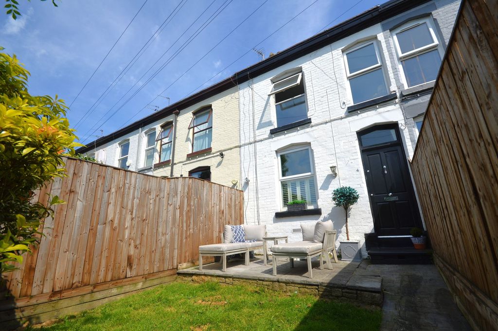 Property photo 1 of 24