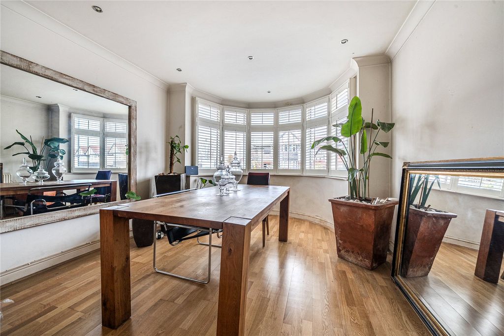 Property photo 3 of 20 Picture No. 01