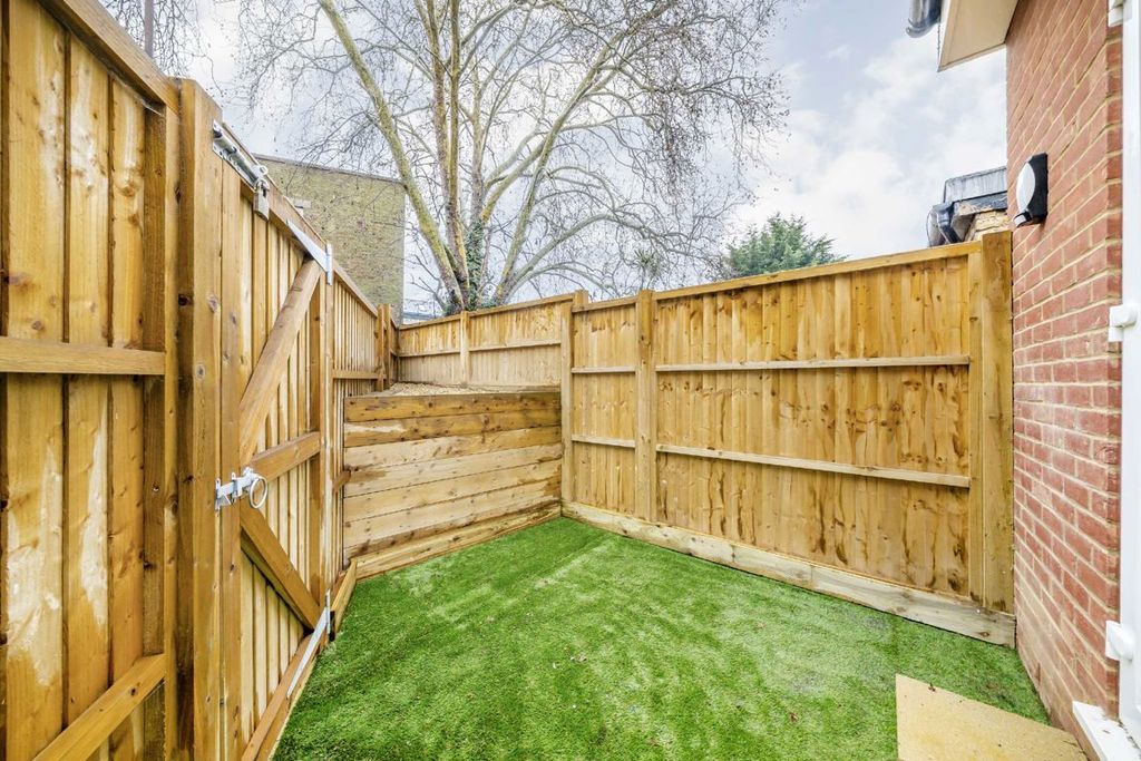 Property photo 2 of 4