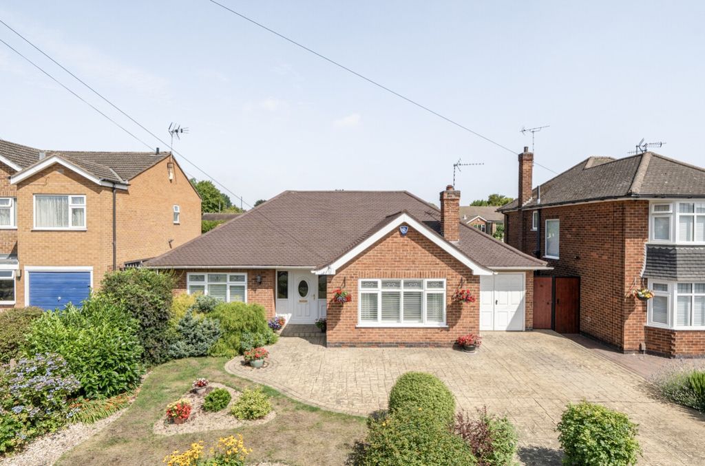 Property photo 1 of 24 1328874-1-68865dc8c9138