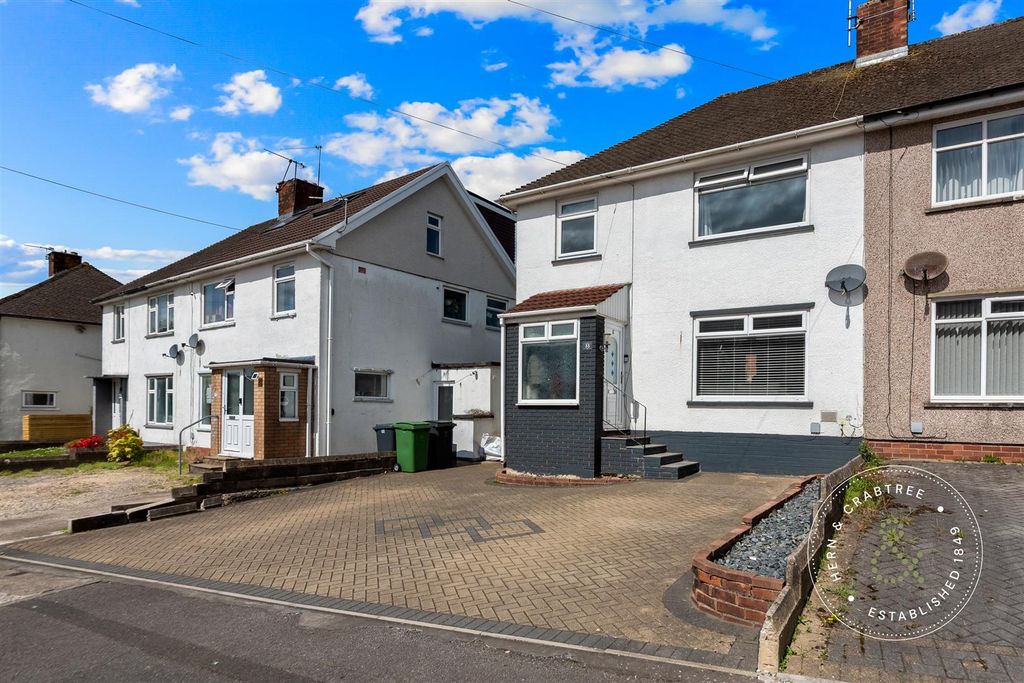 Property photo 1 of 39 Morris-Avenue-38.Jpg
