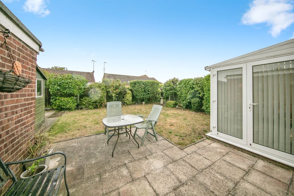 Property photo 2 of 17