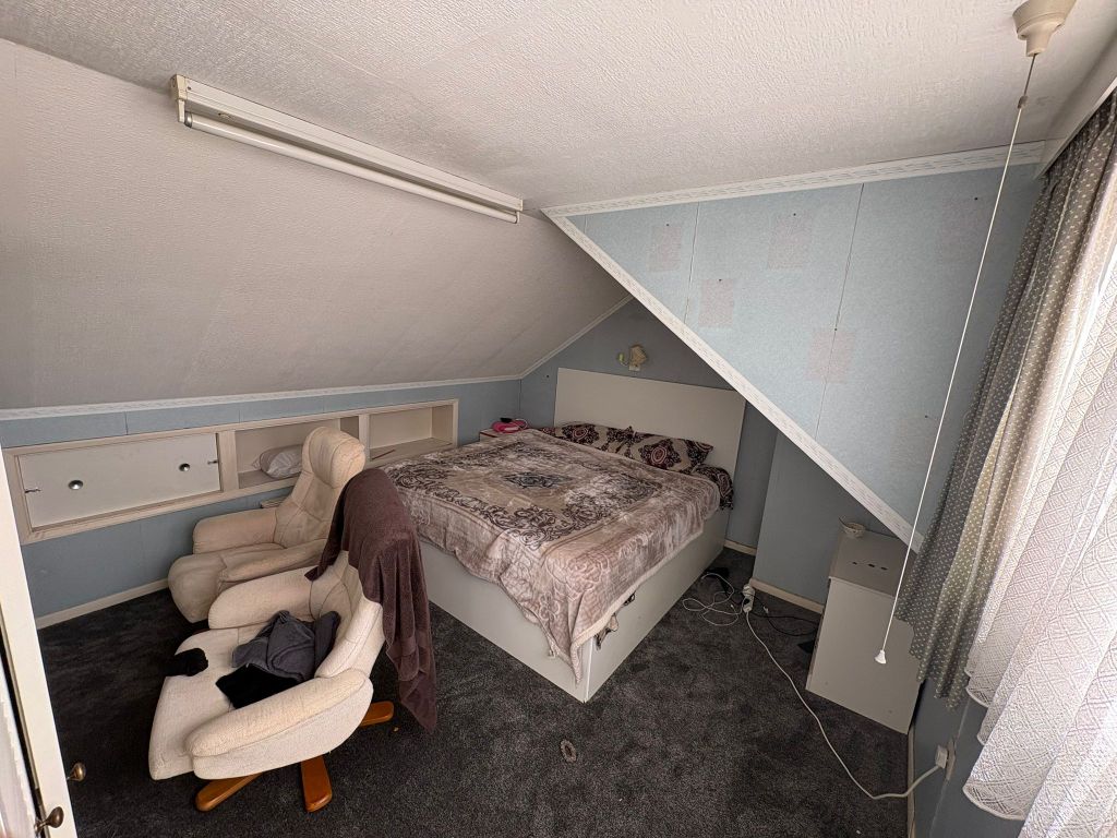 Property photo 1 of 3