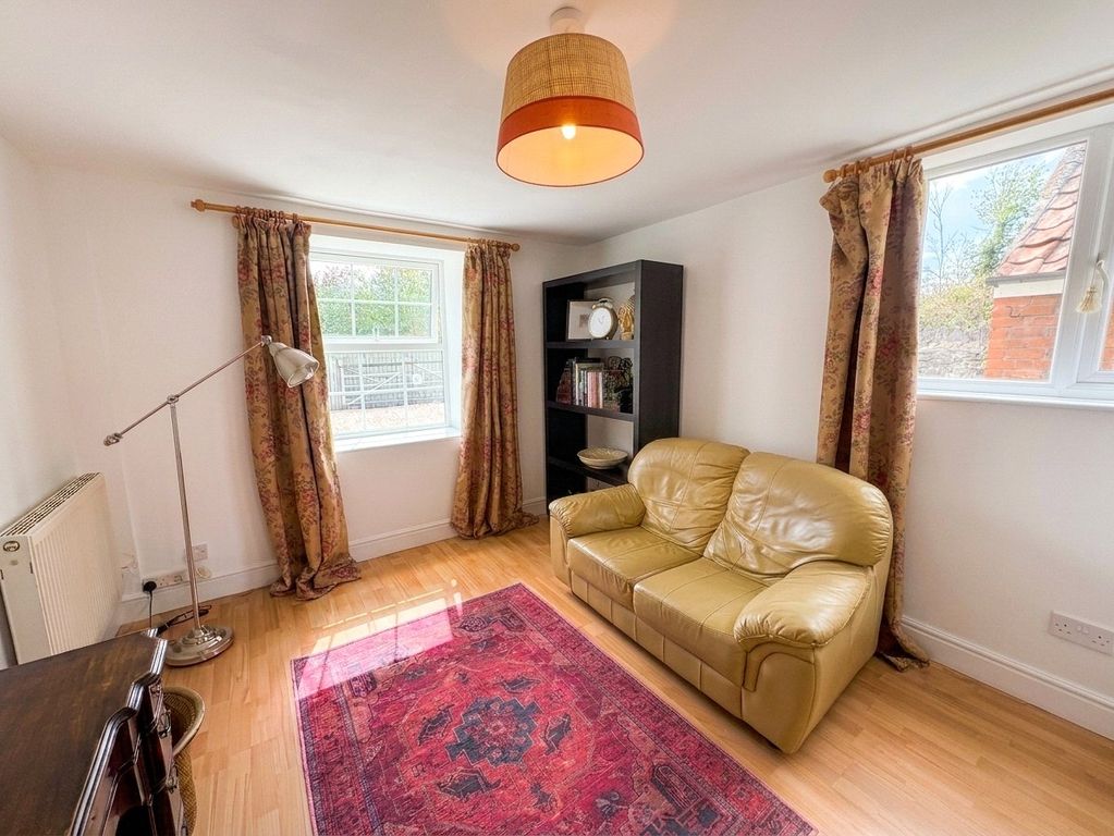 Property photo 1 of 14 Picture No. 09
