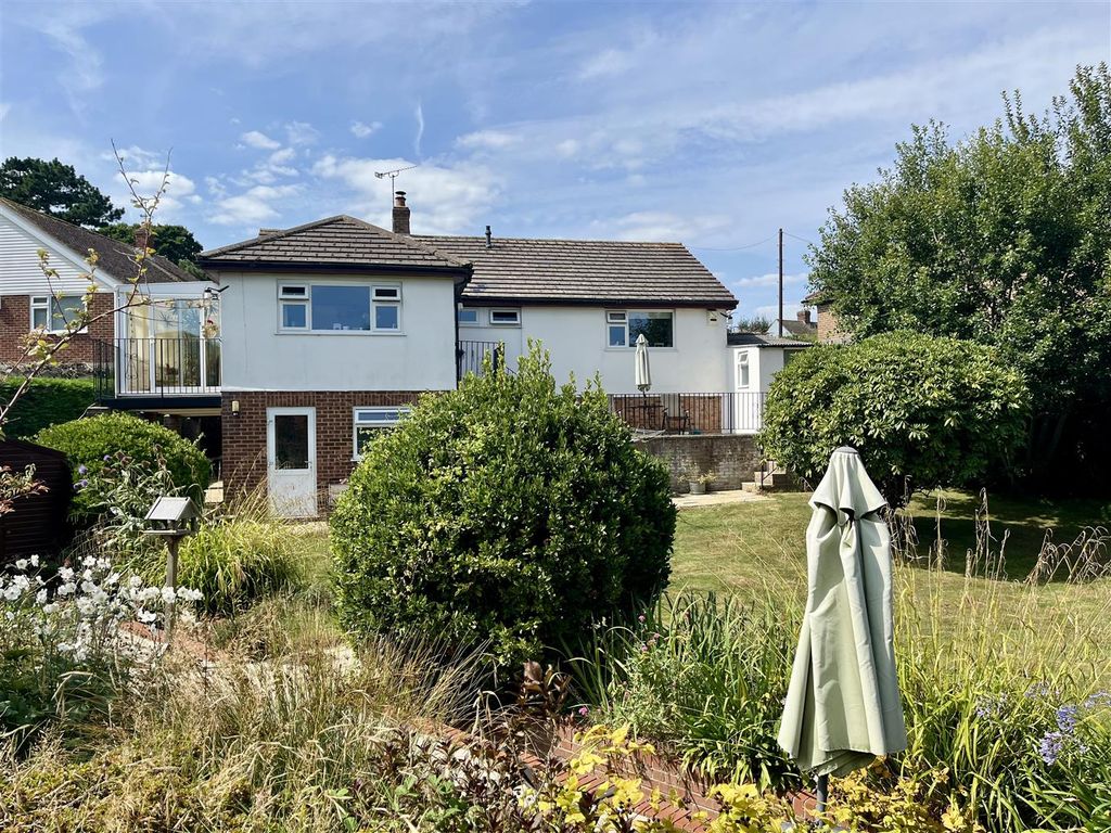 Property photo 1 of 35
