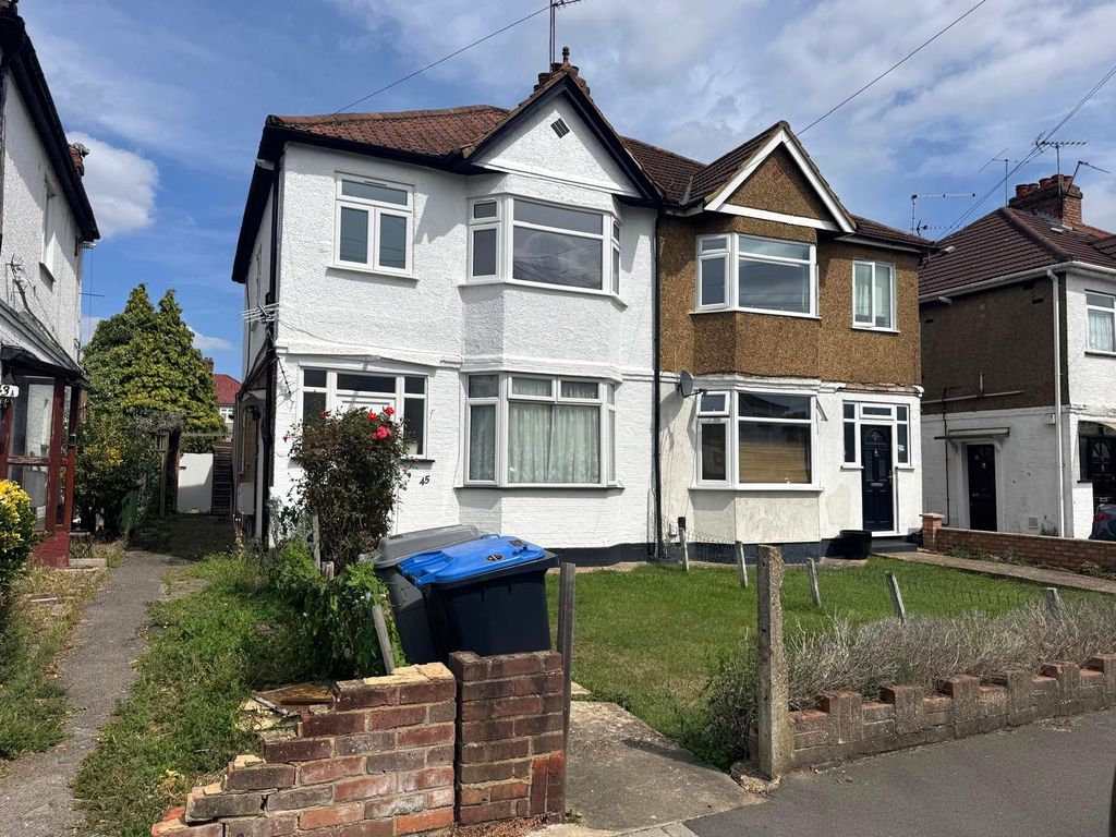 Property photo 1 of 6