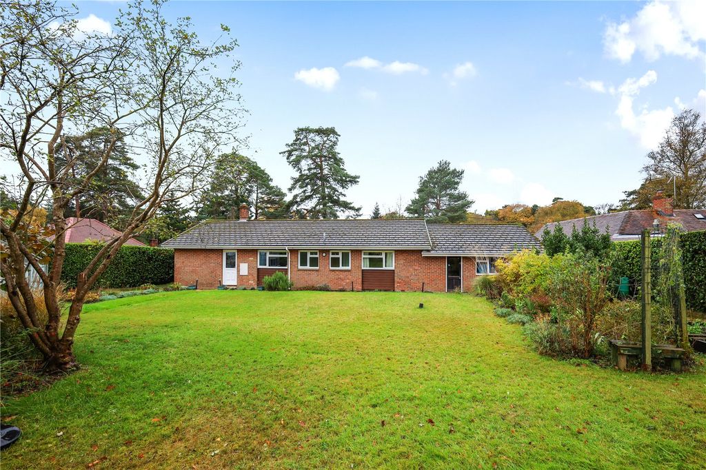 Property photo 1 of 20 Picture No. 04