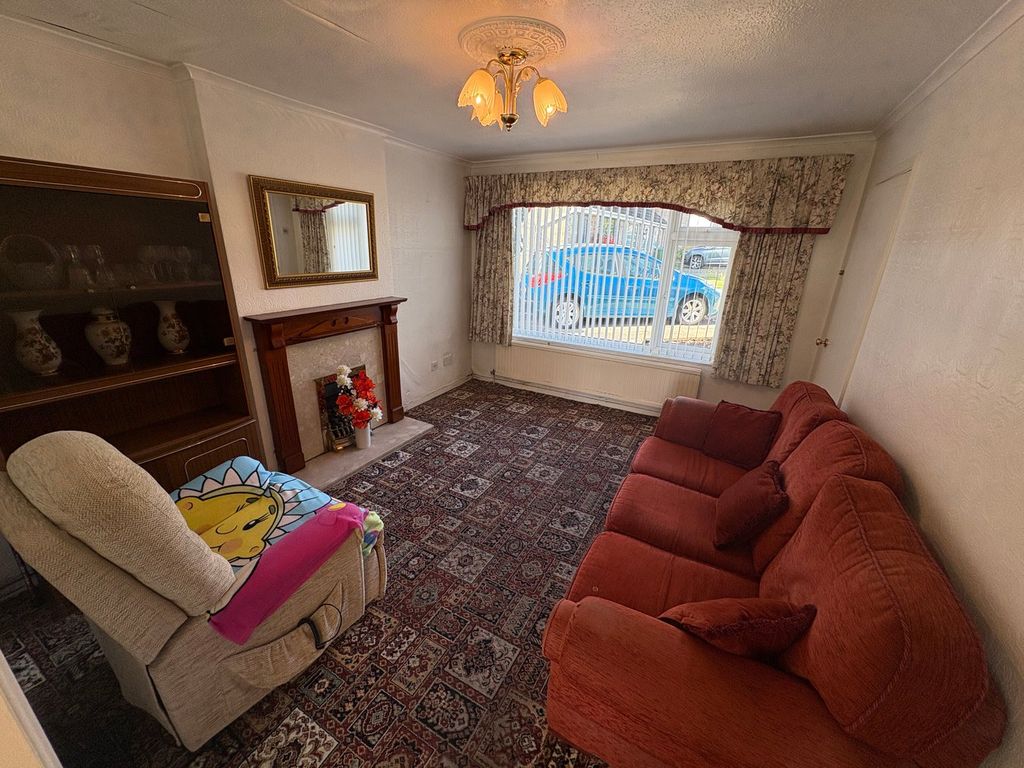Property photo 2 of 13