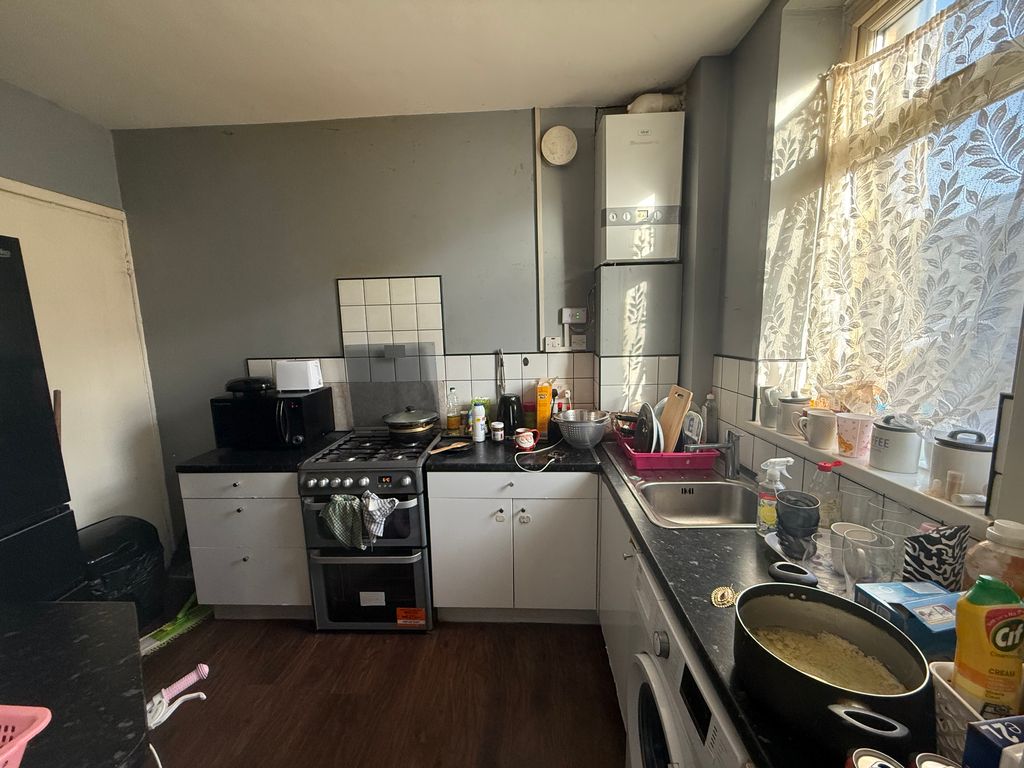 Property photo 3 of 8