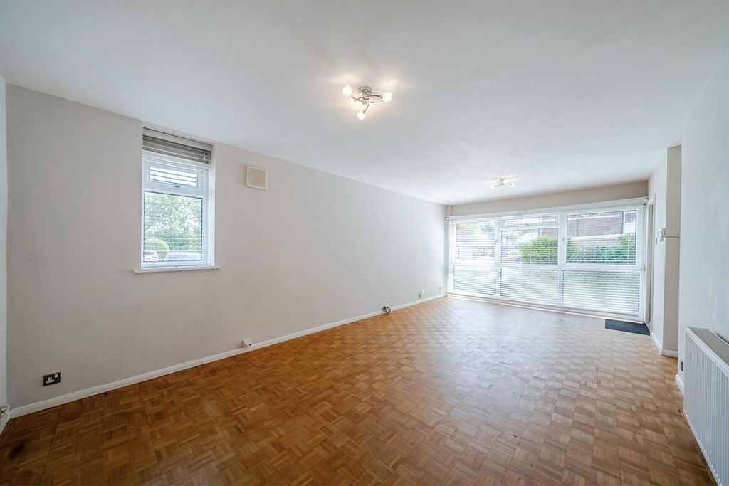 Property photo 3 of 15 1459584-9-6A05d4c...