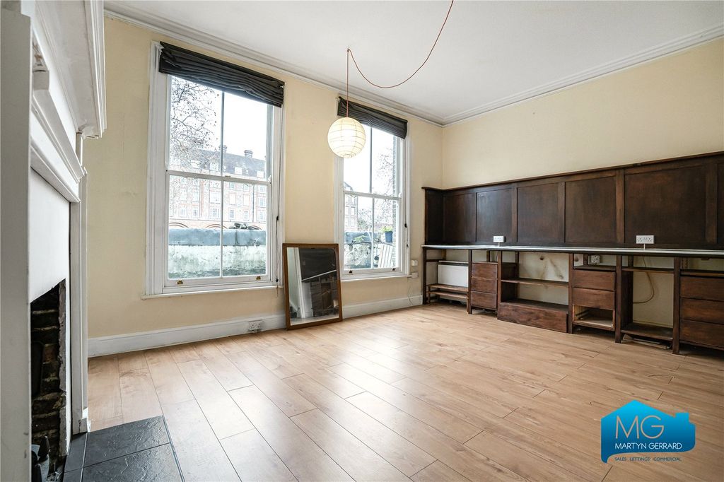 Property photo 3 of 22 Picture No. 08