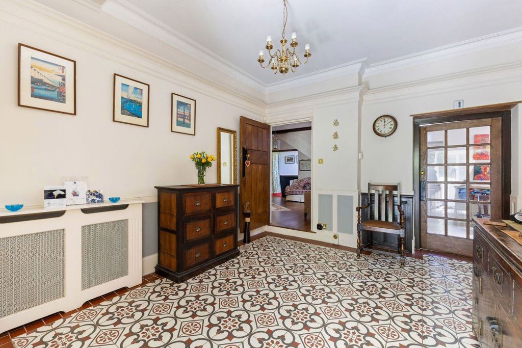 Additional image 8 of 6 bed semi-detached house to rentBrittains Lane TN13