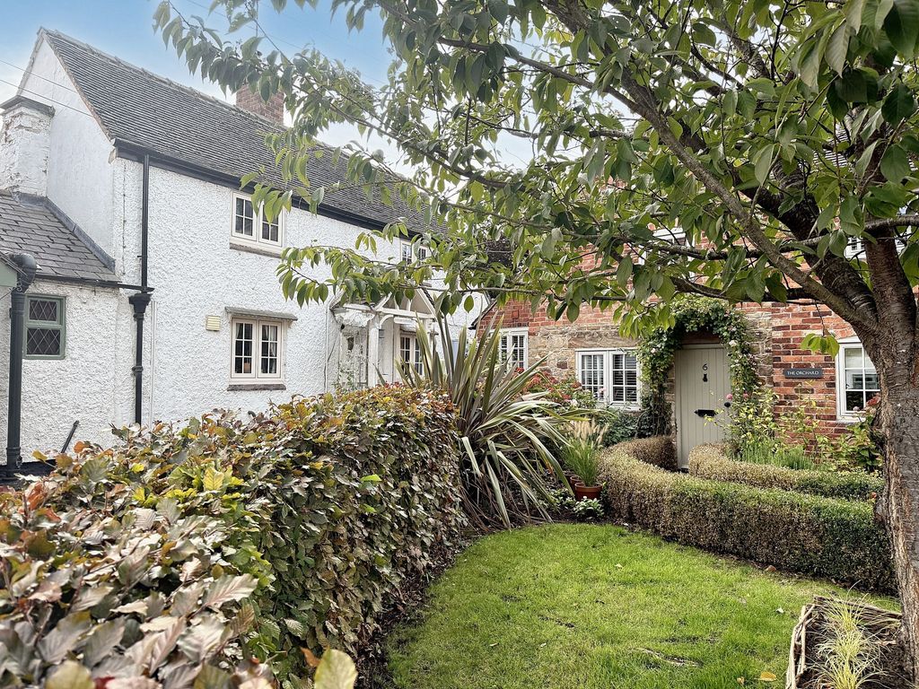 Property photo 2 of 19