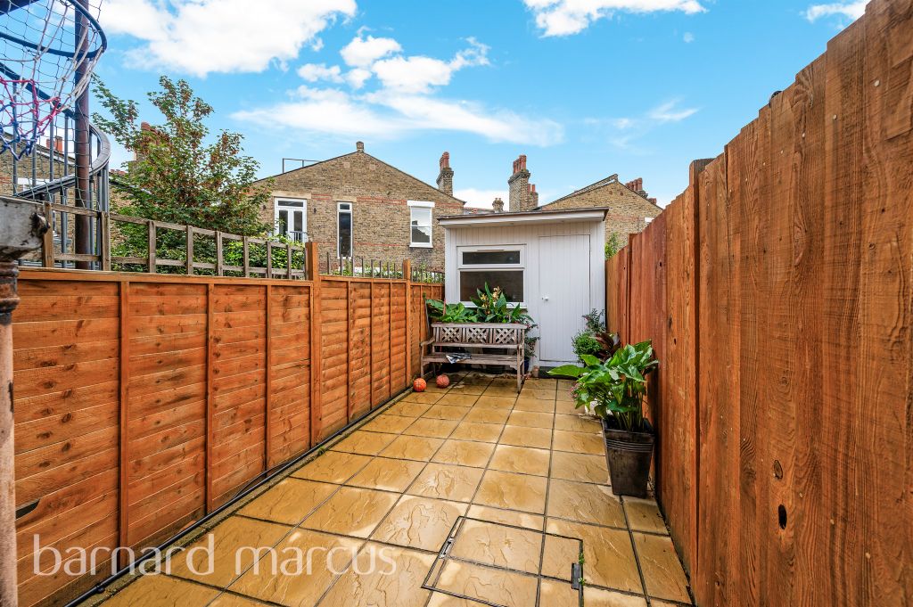 Property photo 3 of 12