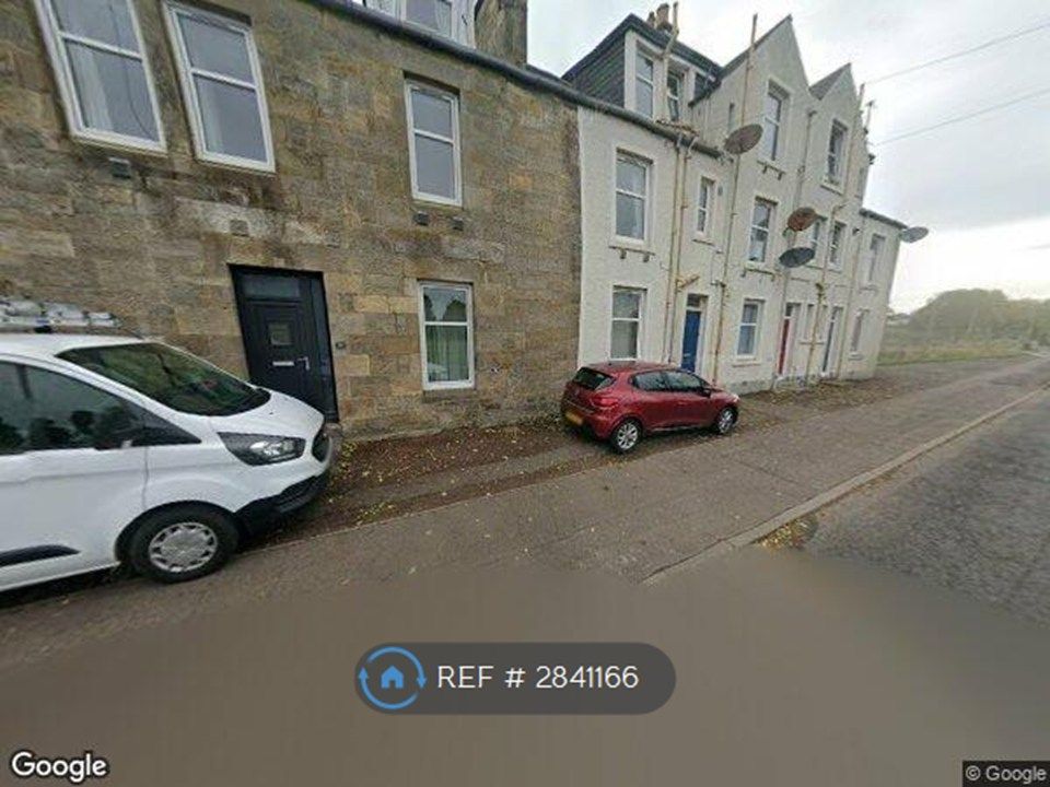 Property photo 2 of 12