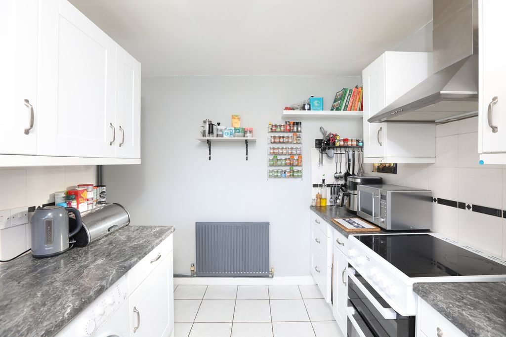 Additional image 7 of 2 bed maisonette for saleSouthwick Close, East Grinstead RH19
