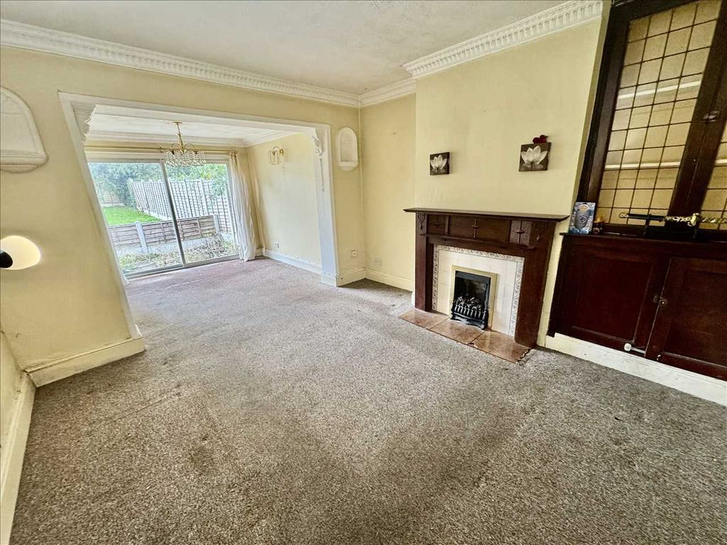 Property photo 3 of 10 Extended Lounge  (Rear)