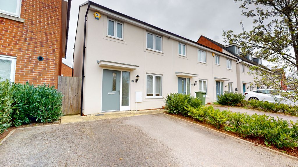 Property photo 1 of 11 04012026_140241