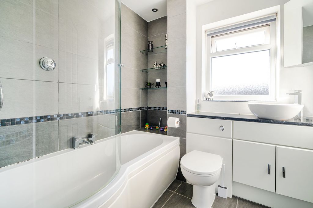 Additional image 9 of 3 bed end terrace house for saleMeadow Way, Petworth GU28