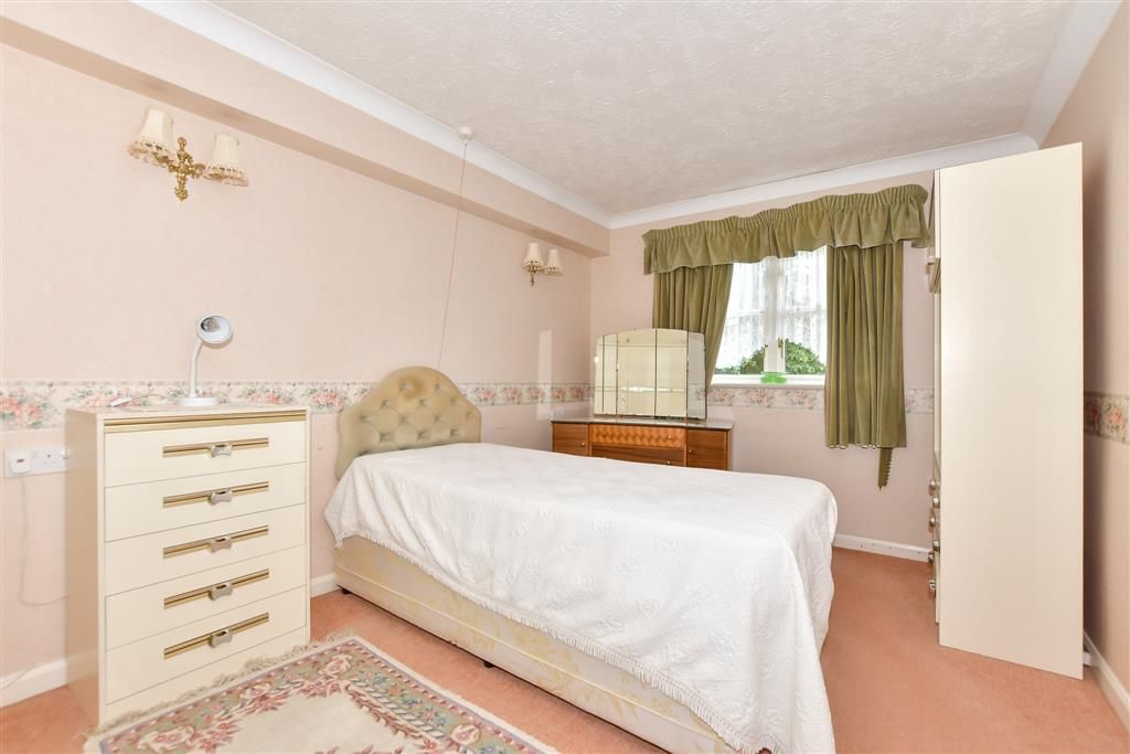 Property photo 3 of 10 Bedroom 1