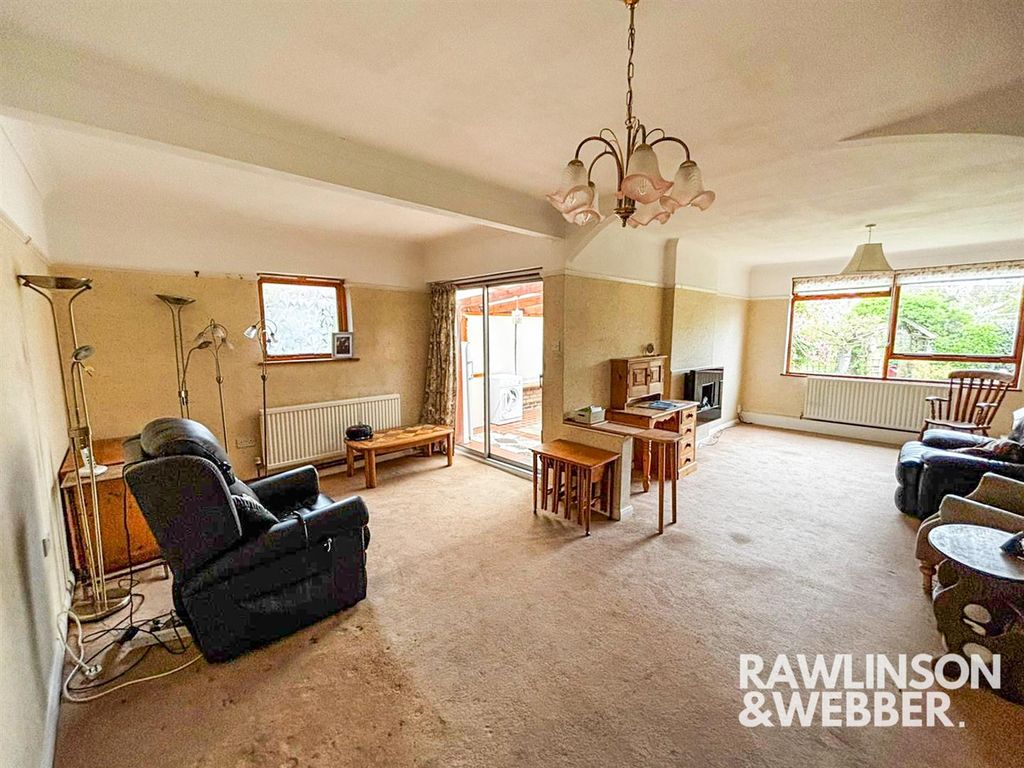 Property photo 2 of 8 Ed8c1988-8Cae-4A80-A1A0-769264E1Da08.Jpg