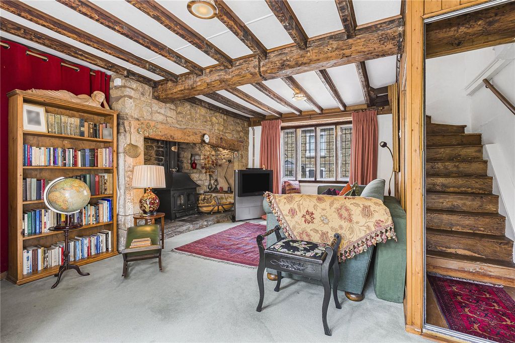 Property photo 2 of 15 Sitting Room