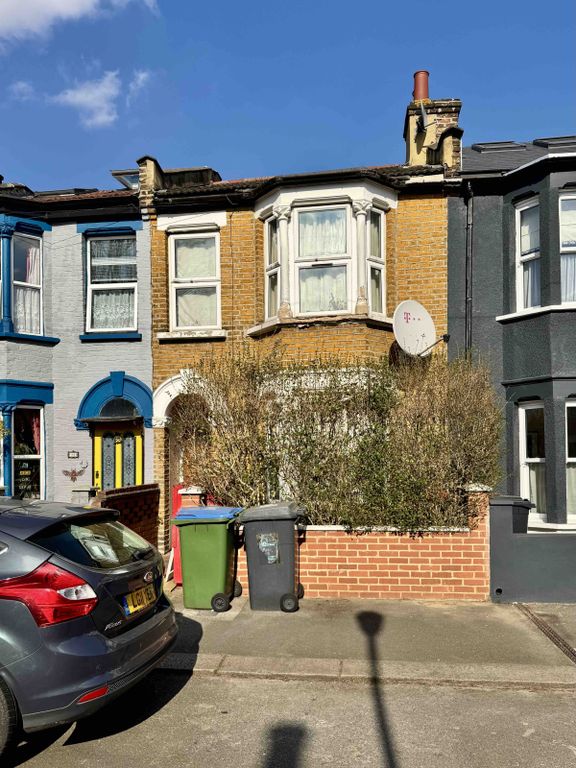 Property photo 1 of 18 2 Bedroom Extended Terraced For Sale