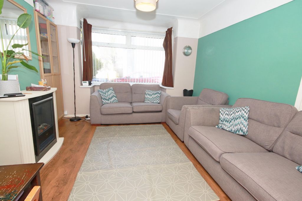 Property photo 2 of 14